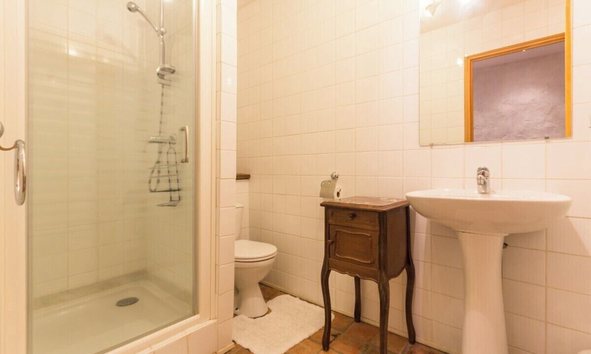 Photo of Bathroom in Ouroux-en-Morvan
