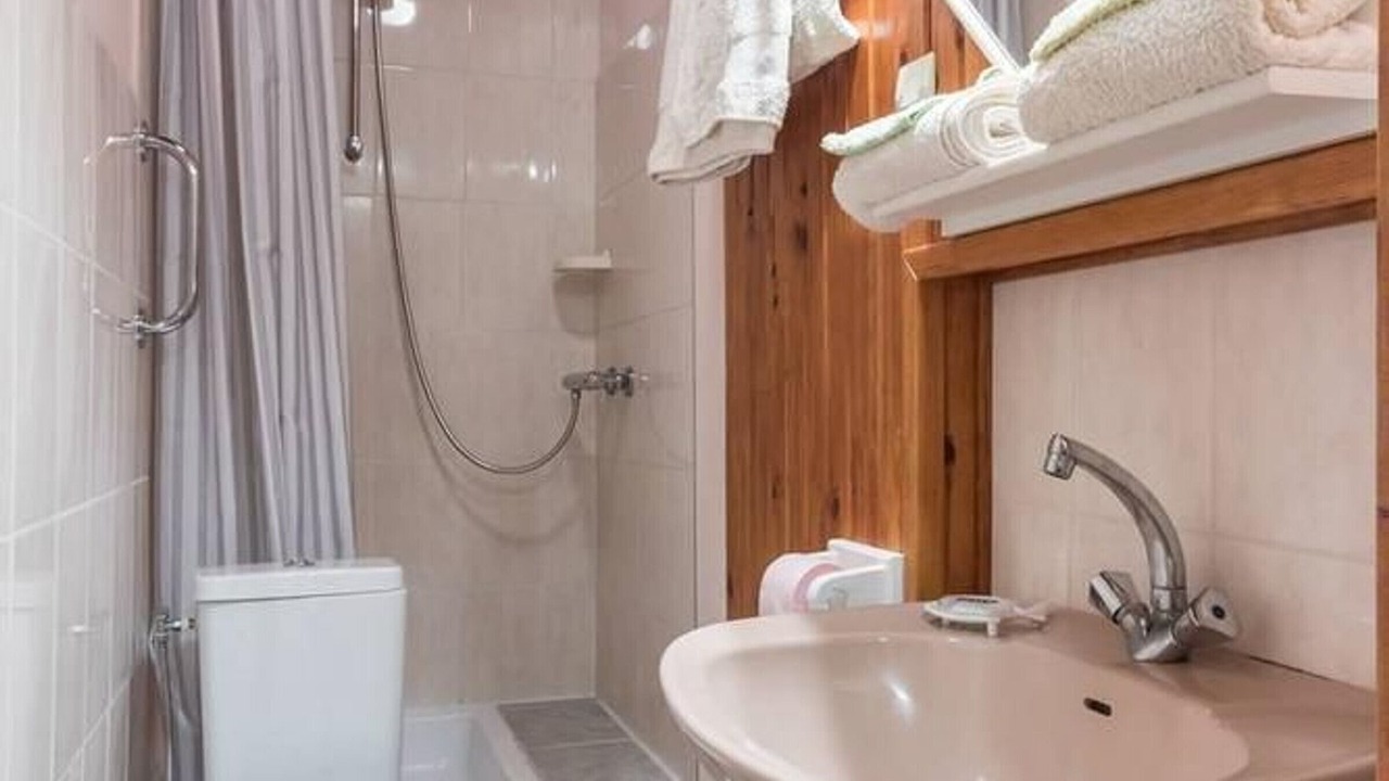 Photo of Bathroom in Melin
