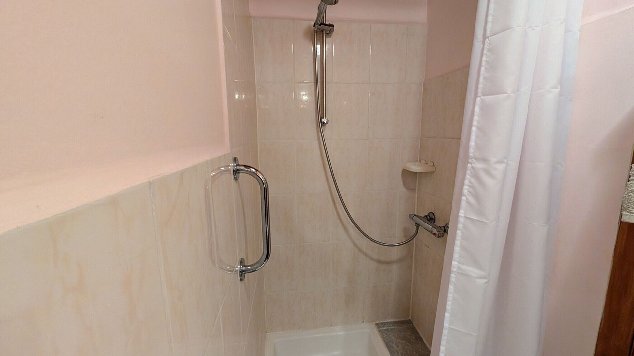 Photo of Bathroom in Melin