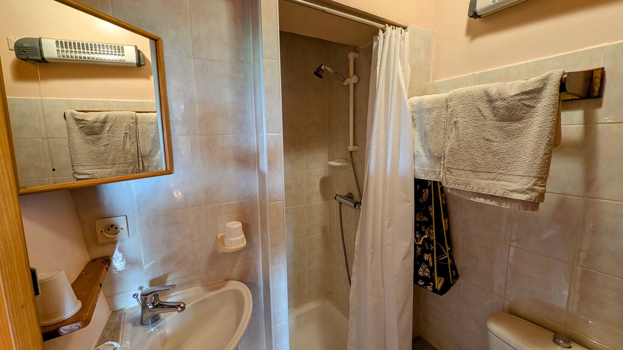 Photo of Bathroom in Melin