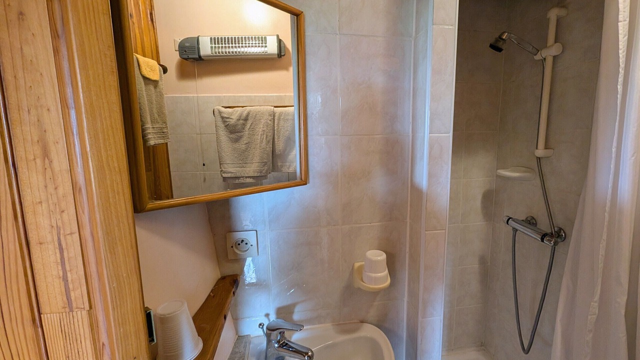 Photo of Bathroom in Melin