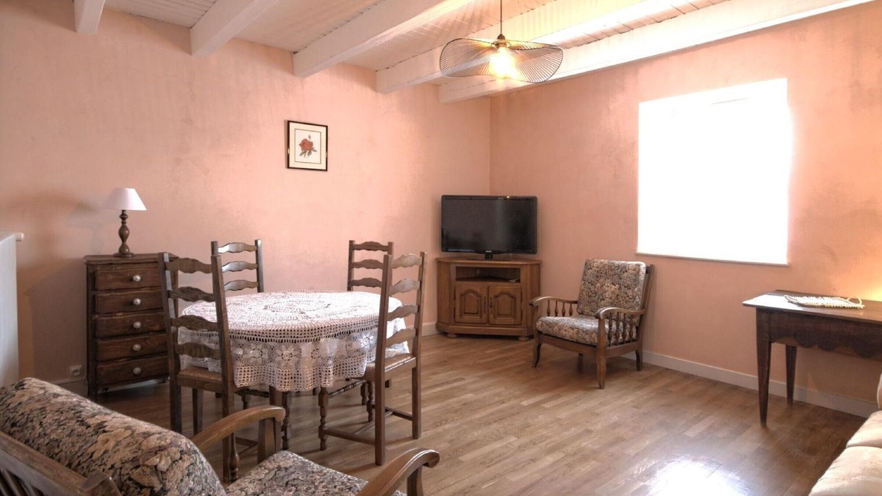 Photo of Livingroom in Gourgeon
