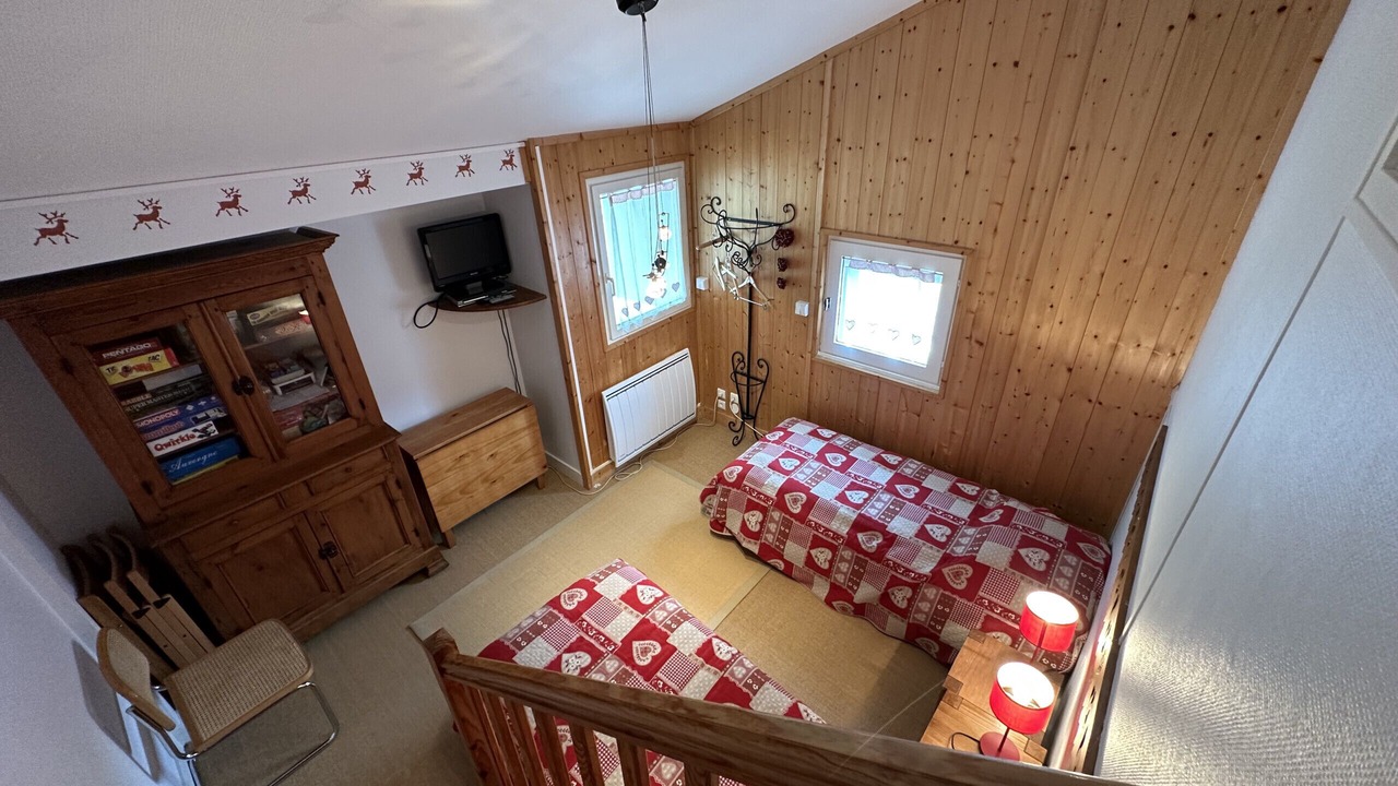 Photo of Bedroom in Saint-Jacques-des-Blats