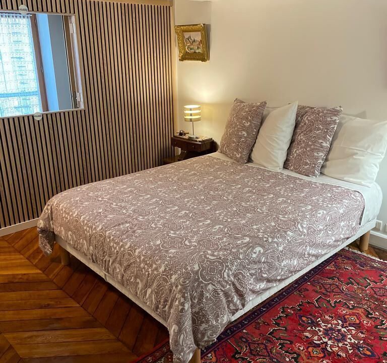 Photo of Bedroom in Quartier de la Place-Vendome