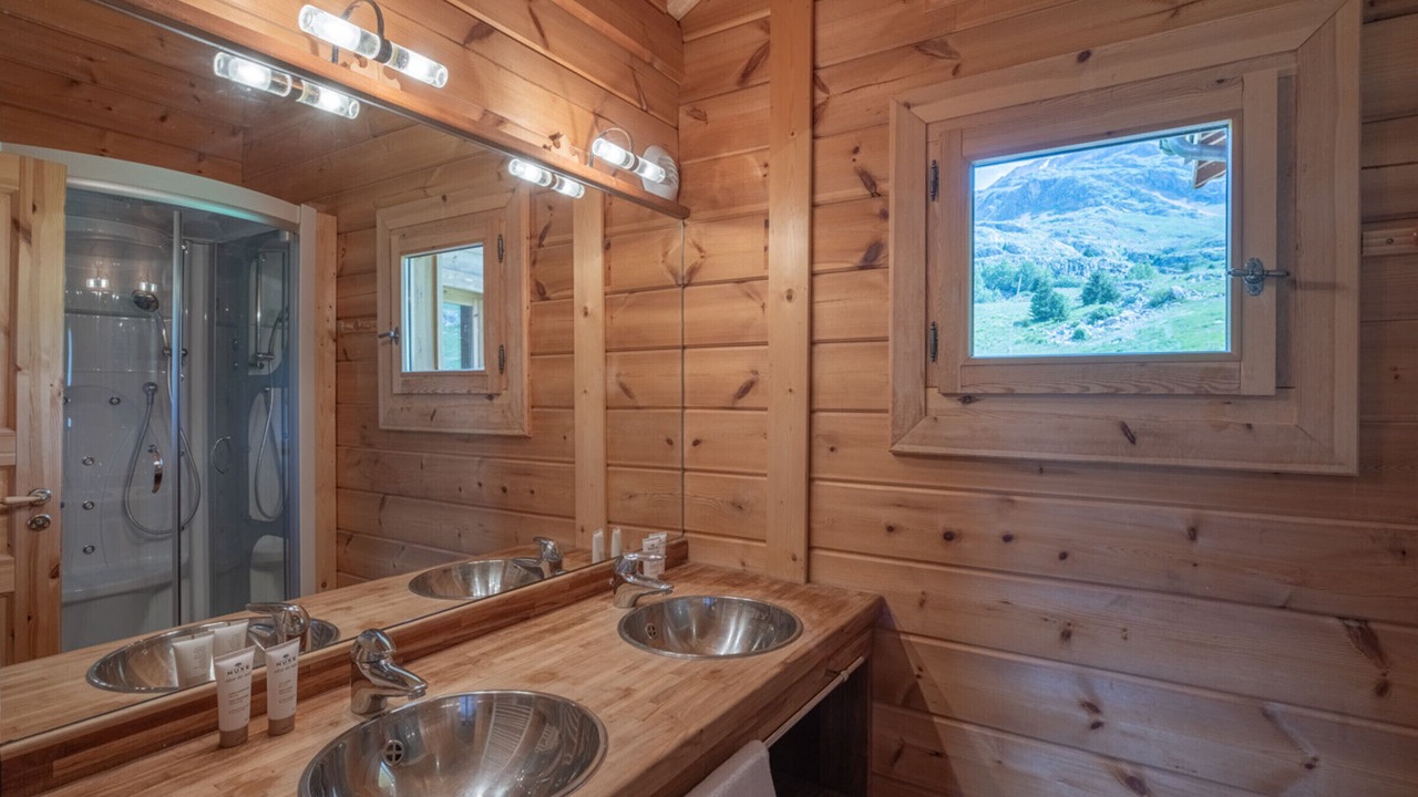 Photo of Bathroom in Bergers