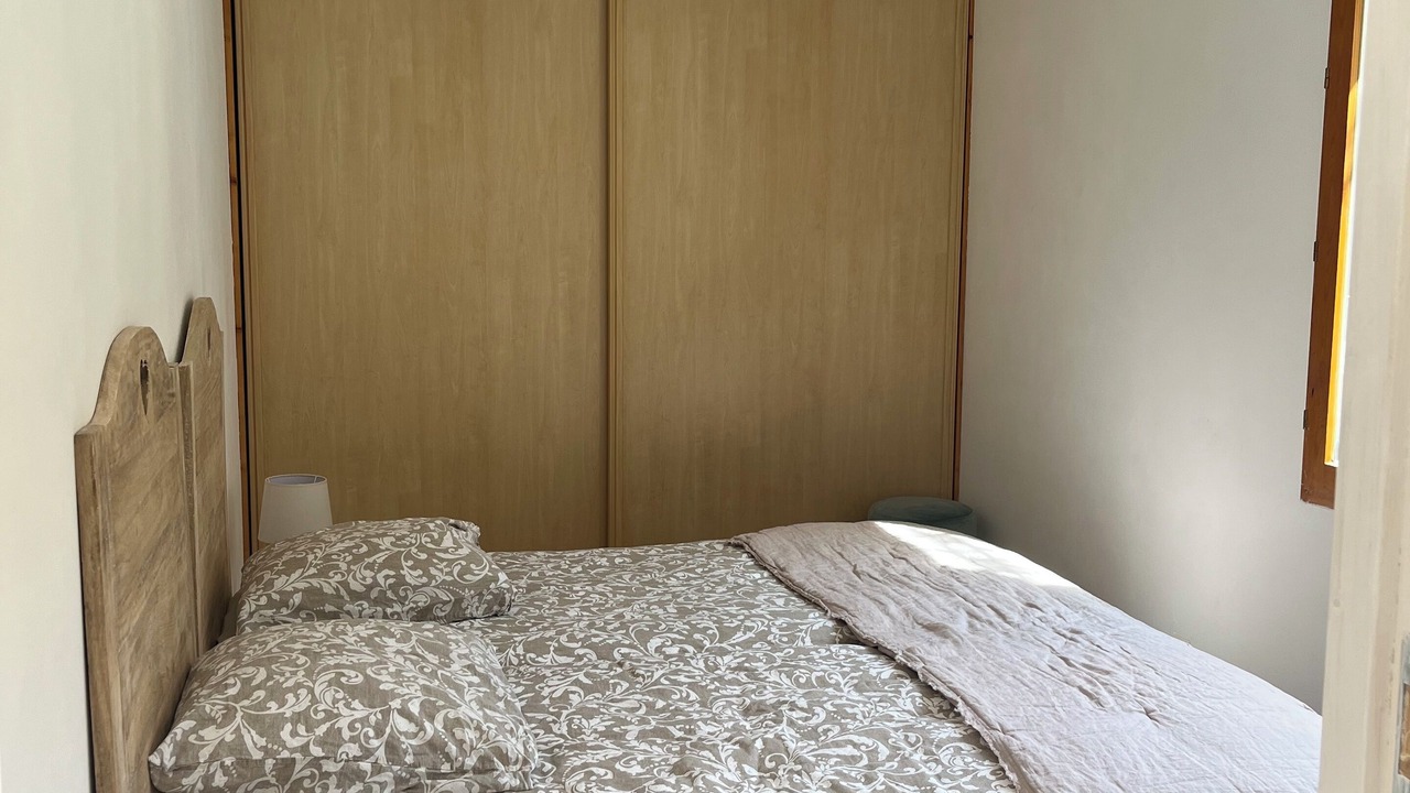 Photo of Bedroom in Vif