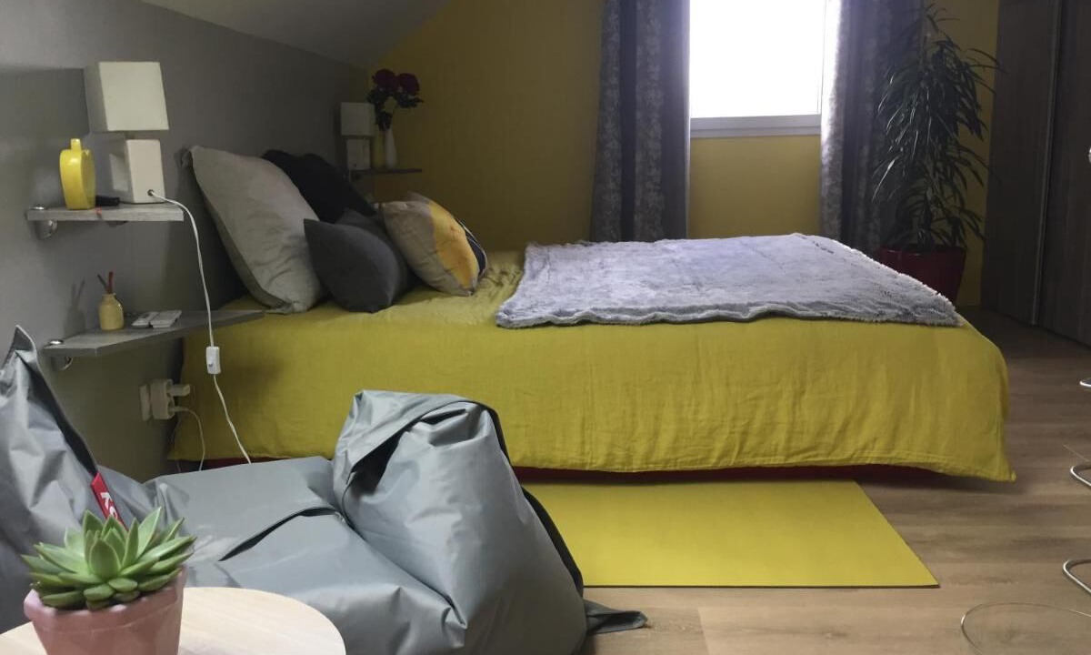 Photo of Bedroom in Sagy