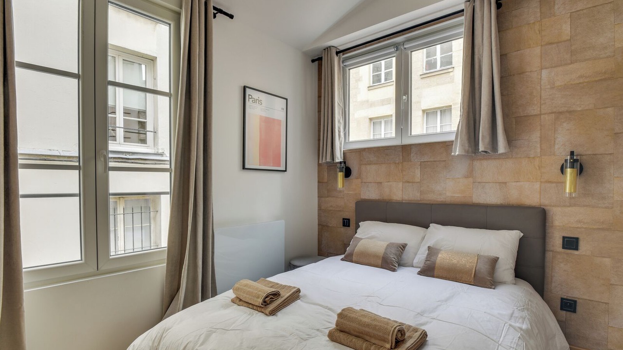 Photo of Bedroom in Marais