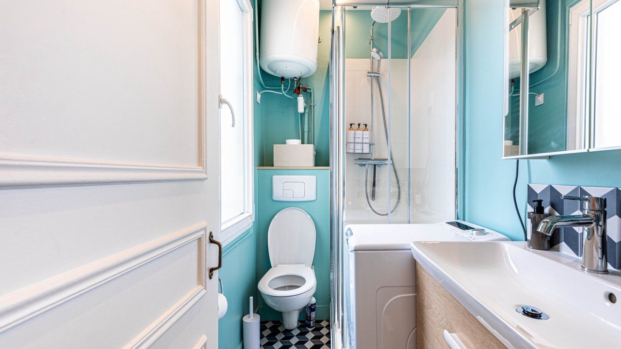 Photo of Bathroom in Quartier de la Salpetriere
