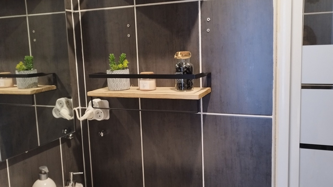 Photo of Bathroom in Paray-Vieille-Poste