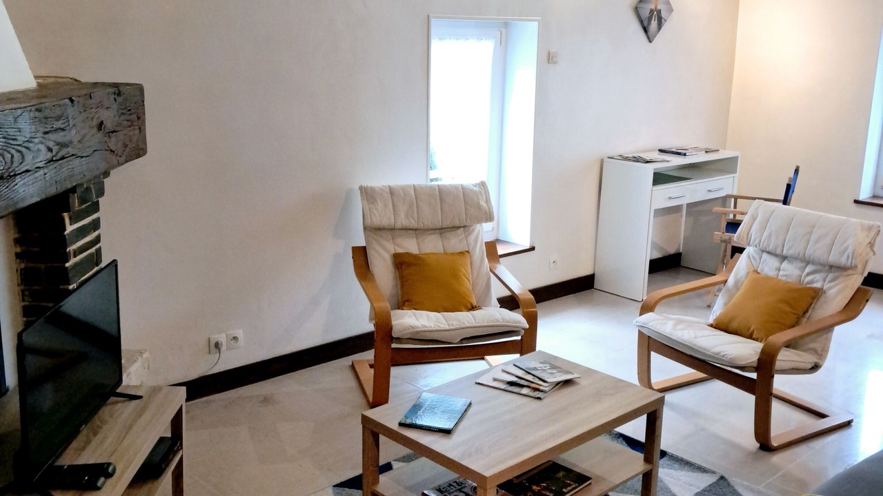 Photo of Livingroom in Sery