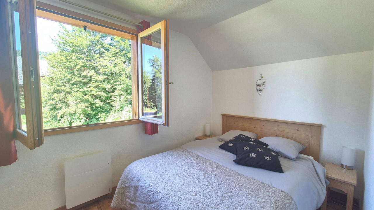 Photo of Bedroom in La Feclaz