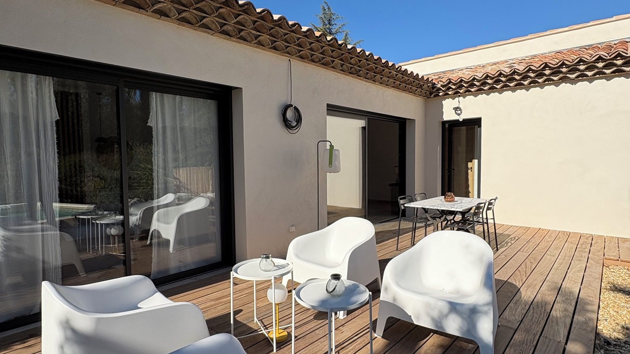 Photo of Patio Balcony in Mazan