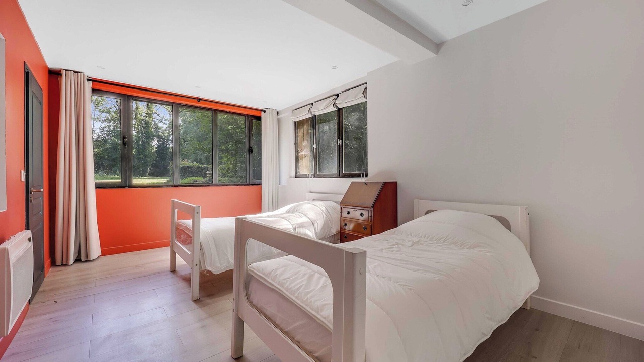 Photo of Bedroom in Le Val-Saint-Germain