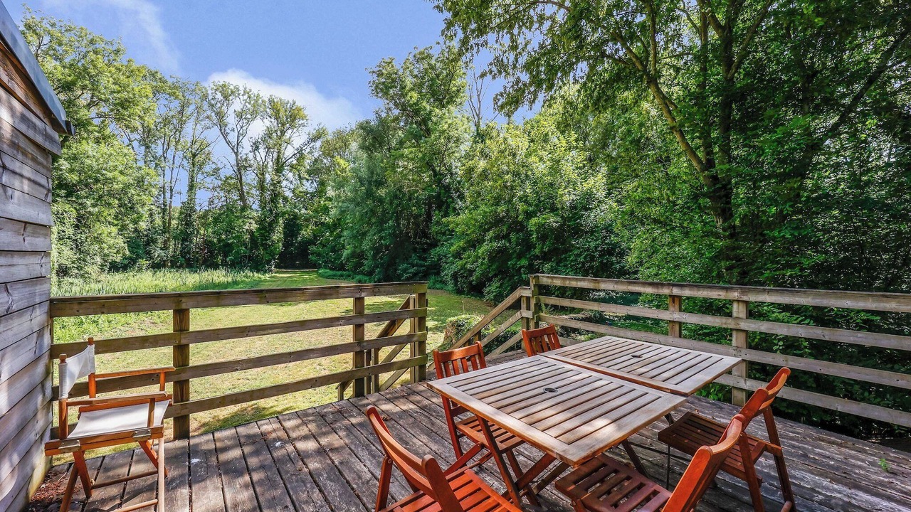 Photo of Outdoor in Le Val-Saint-Germain