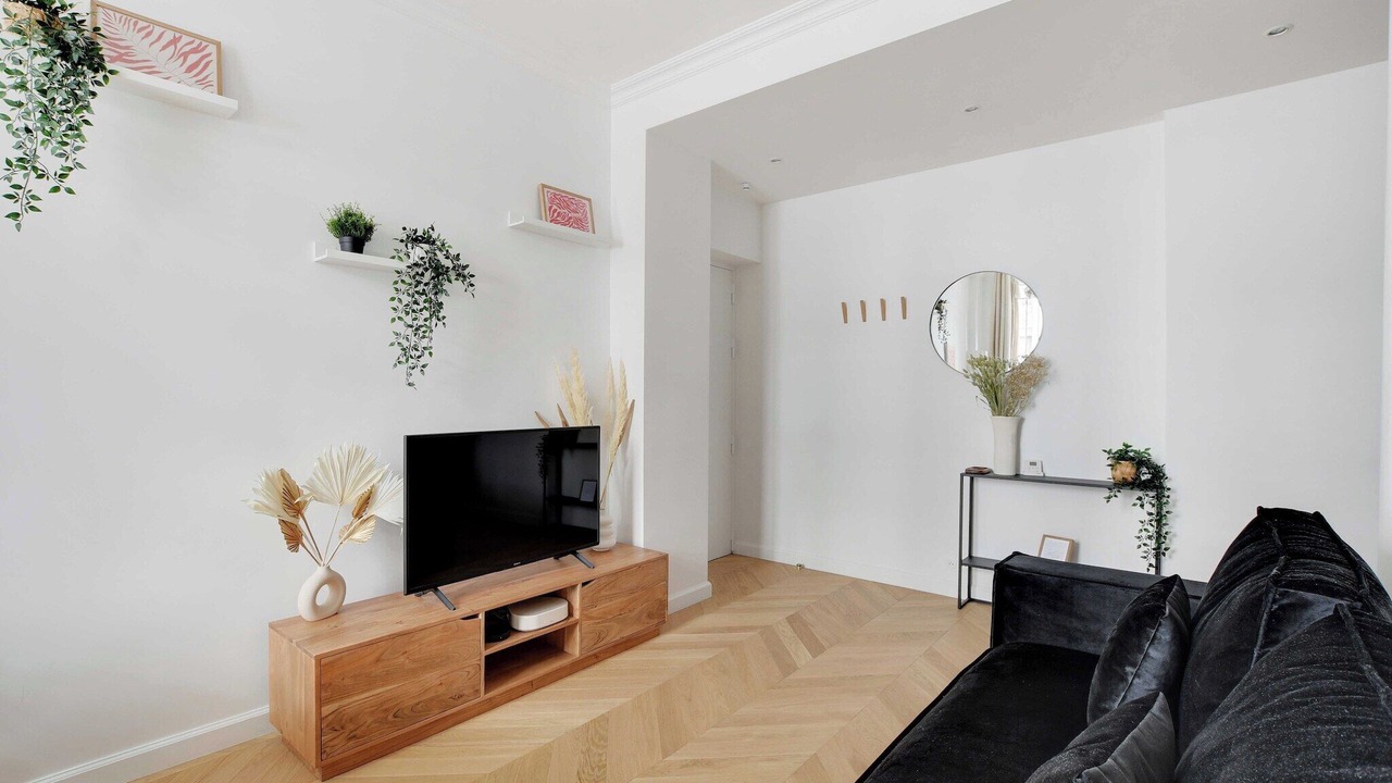 Photo of Livingroom in 20th Arrondissement