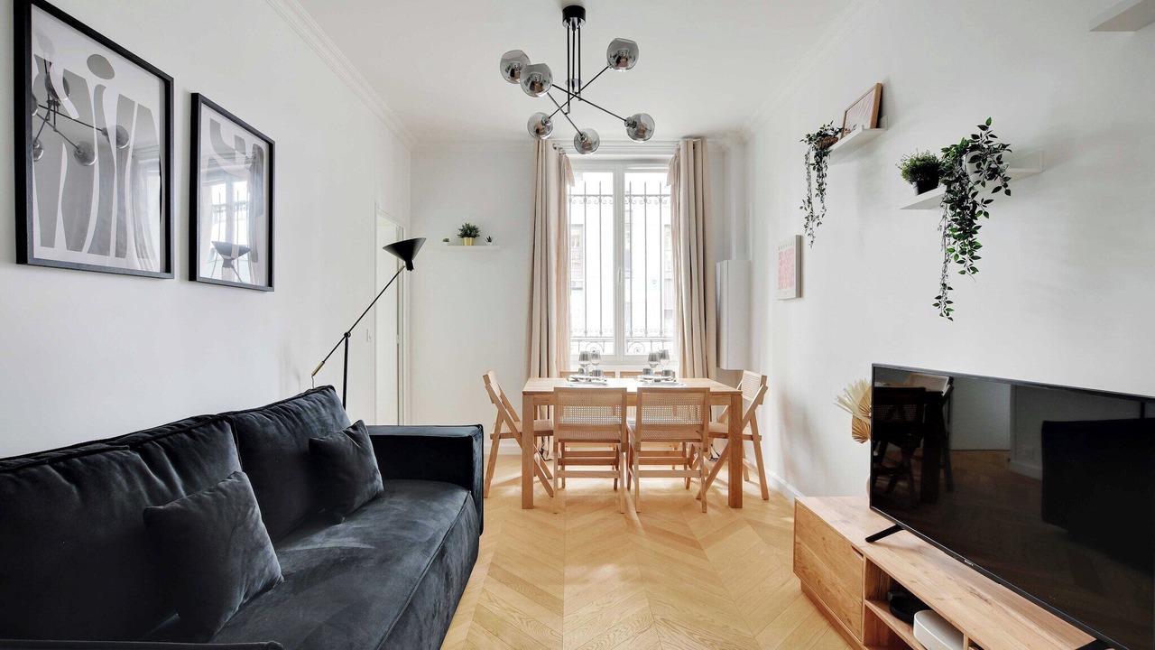 Photo of Livingroom in 20th Arrondissement