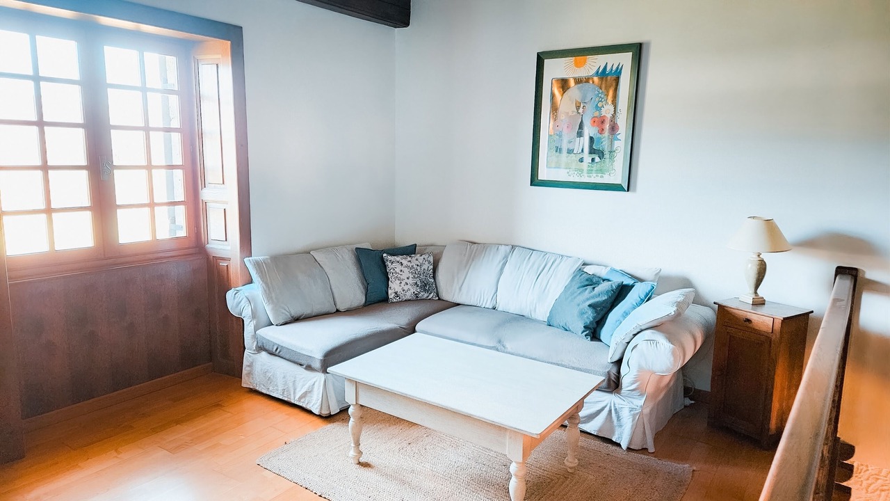 Photo of Livingroom in Largillay-Marsonnay