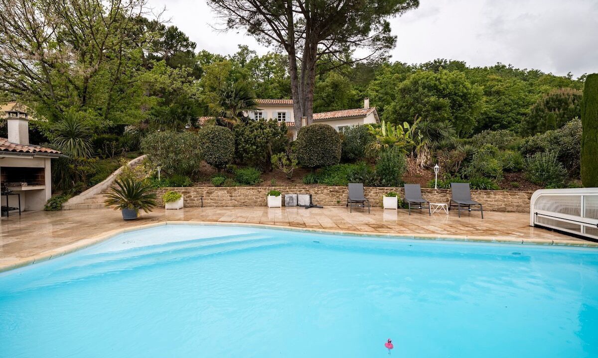 Photo of Outdoor in Mours-Saint-Eusebe