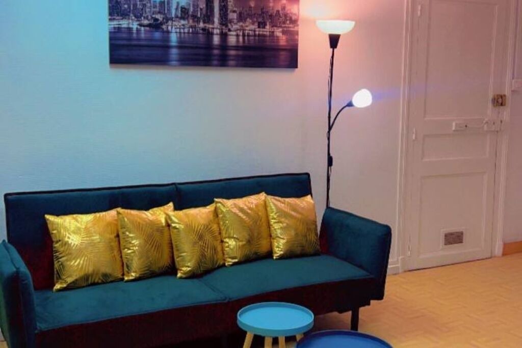 Photo of Livingroom in Centre