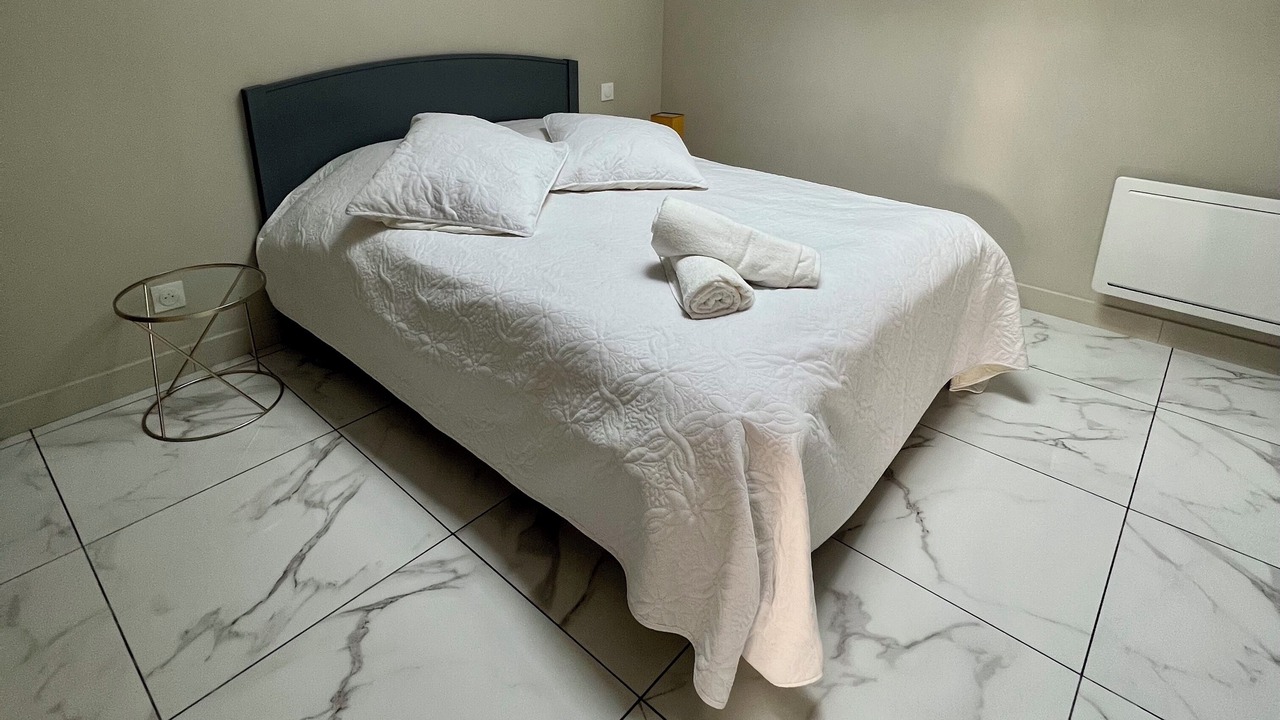 Photo of Bedroom in Bords de Marne
