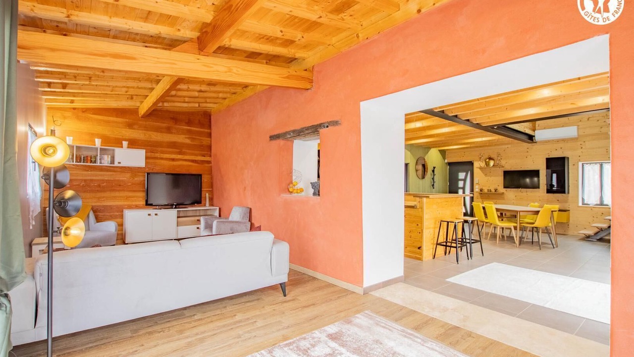 Photo of Livingroom in Saint-Loup-de-Varennes