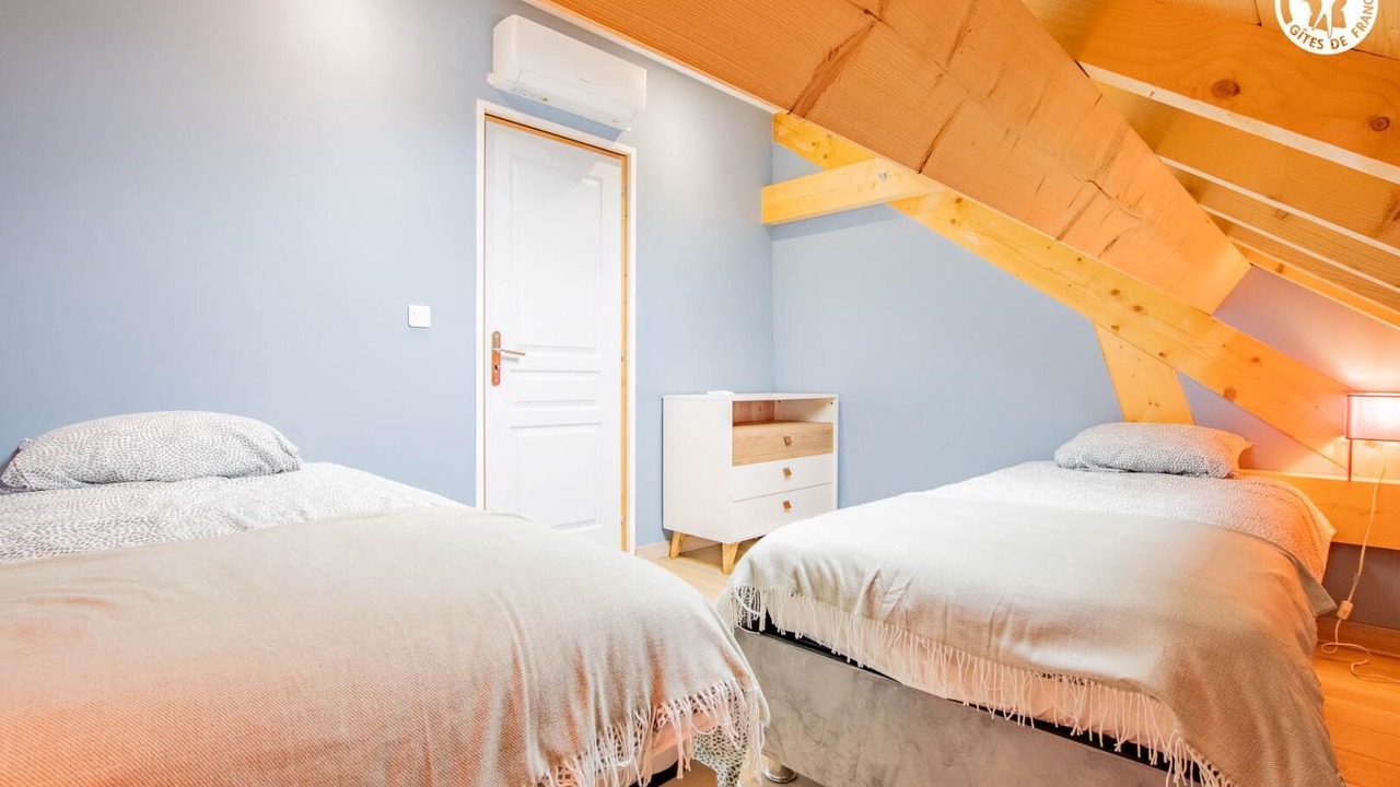 Photo of Bedroom in Saint-Loup-de-Varennes