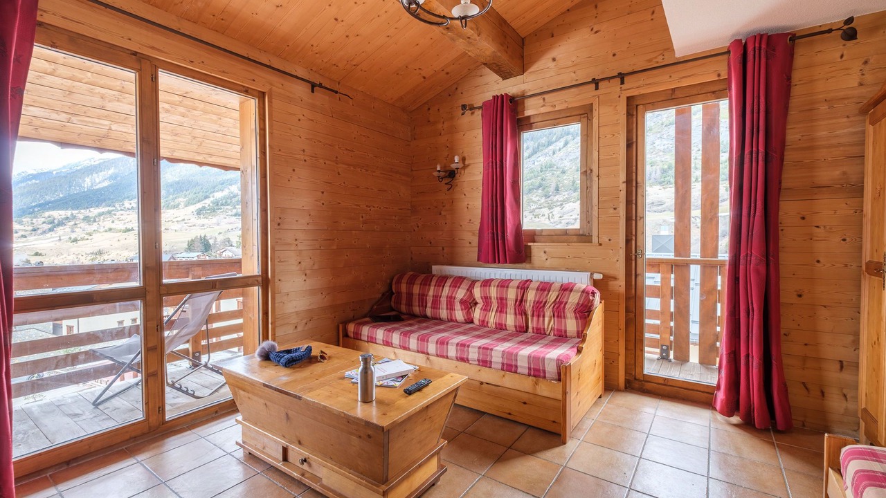 Photo of Livingroom in Lanslevillard