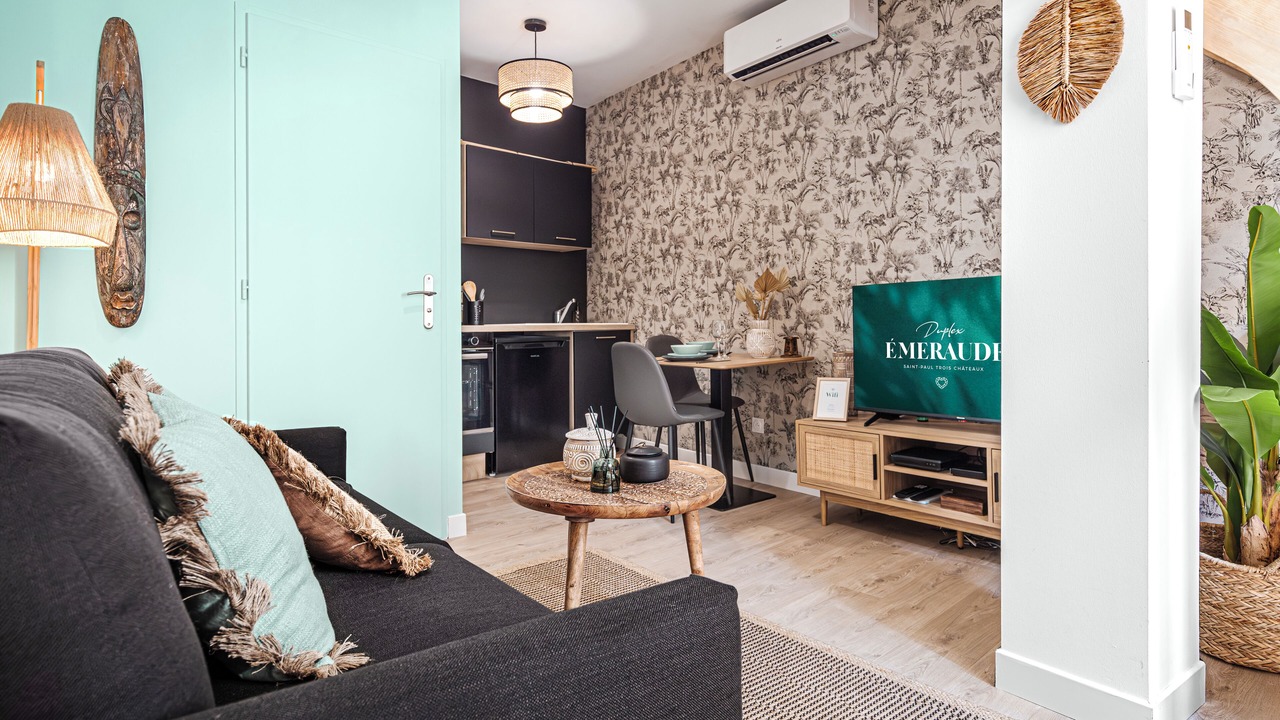 Photo of Livingroom in Saint-Paul-Trois-Chateaux
