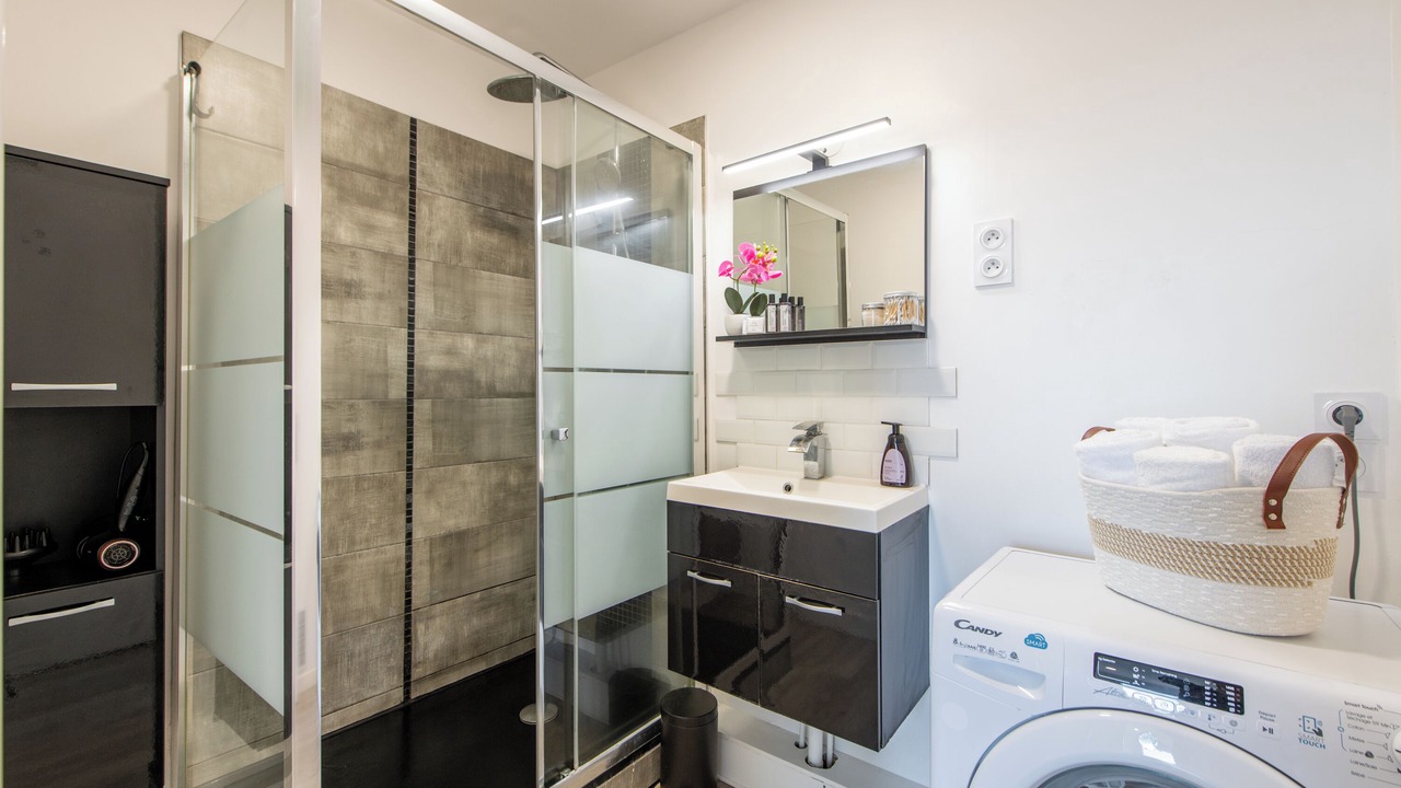 Photo of Bathroom in Bas du Mont-Mesly