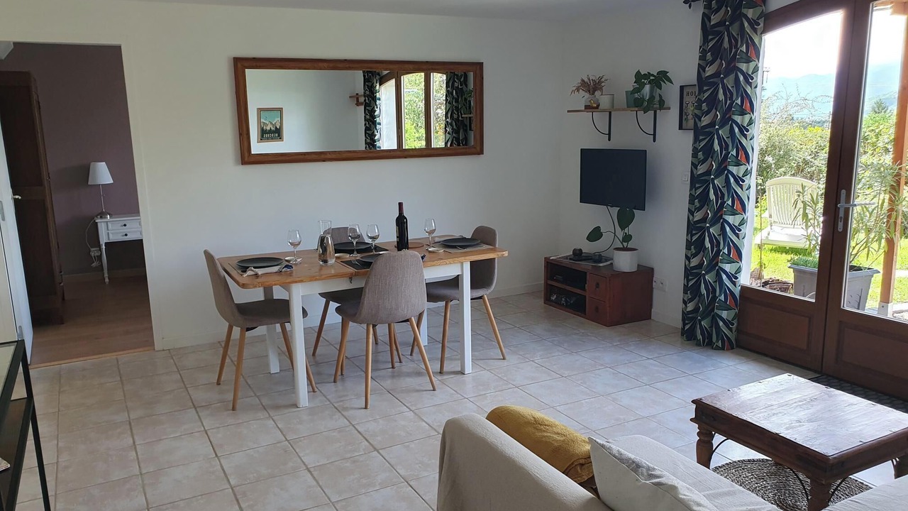 Photo of Livingroom in Jarrie