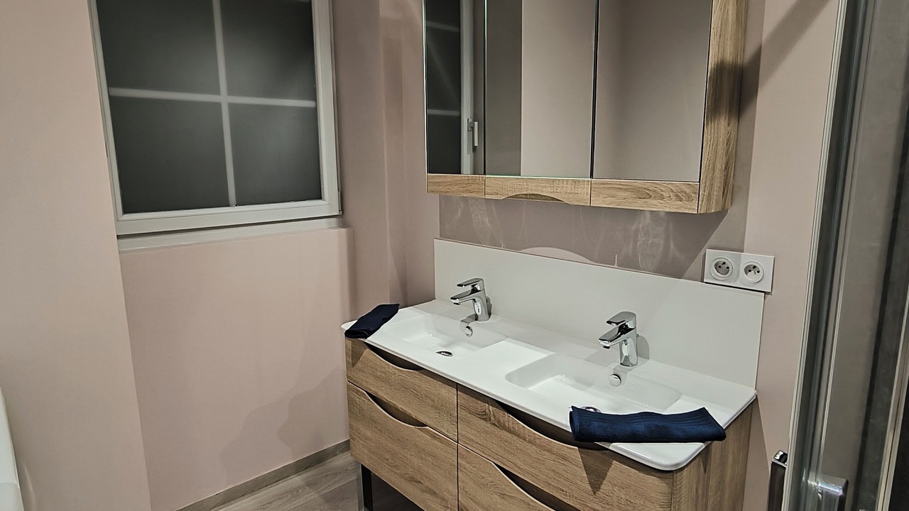 Photo of Bathroom in Paroisse Saint-Augustin-de-Chaux