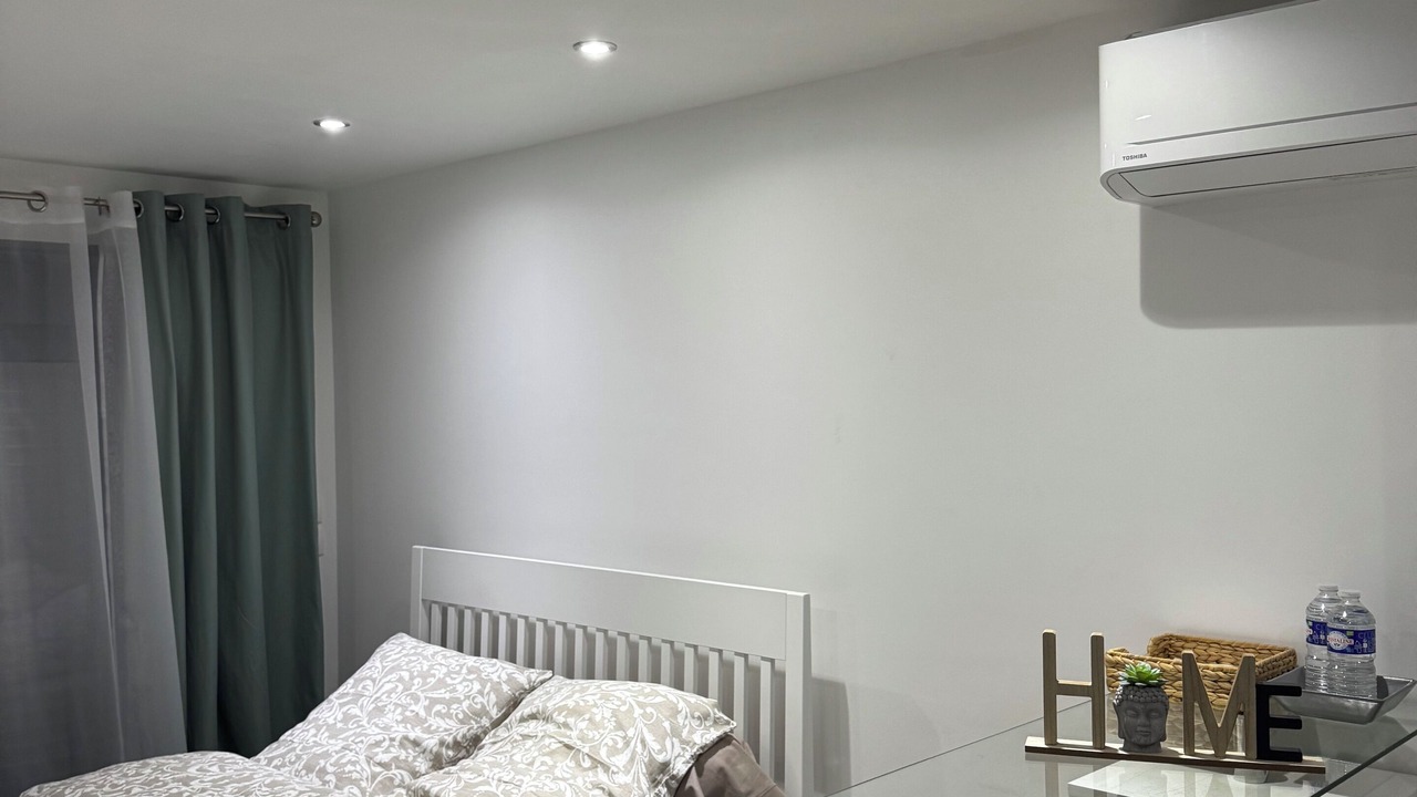 Photo of Bedroom in Villeneuve-le-Roi