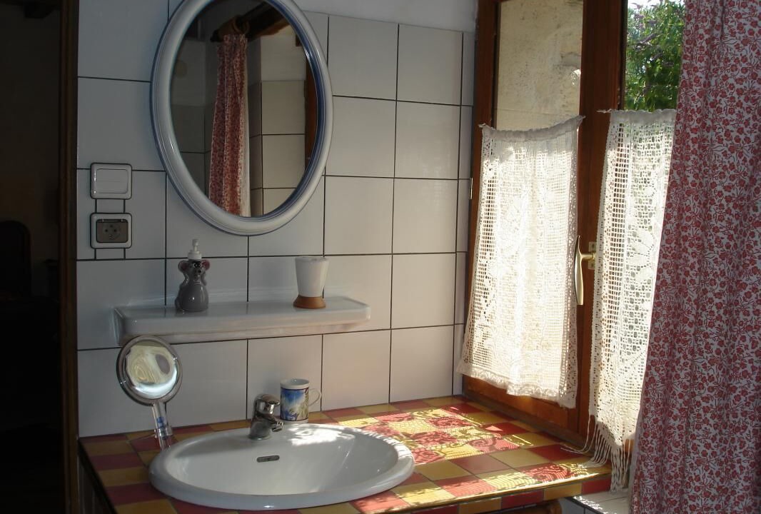 Photo of Bathroom in Sassenay
