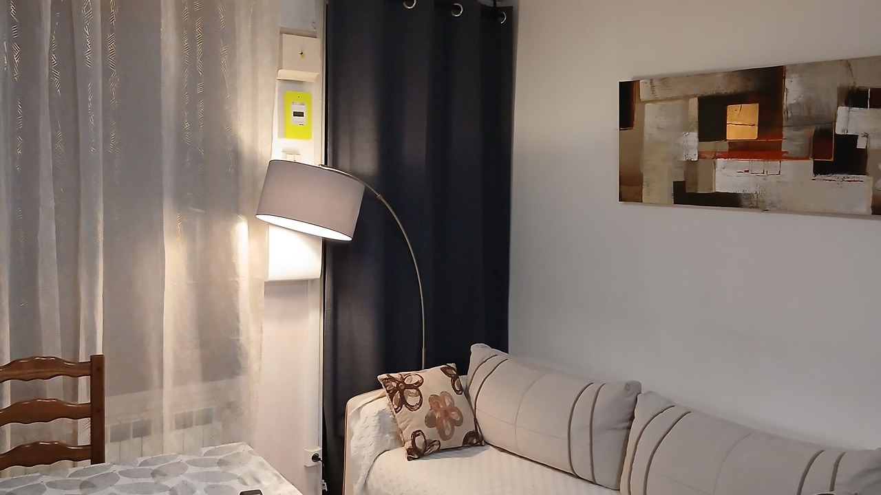 Photo of Livingroom in Cravant