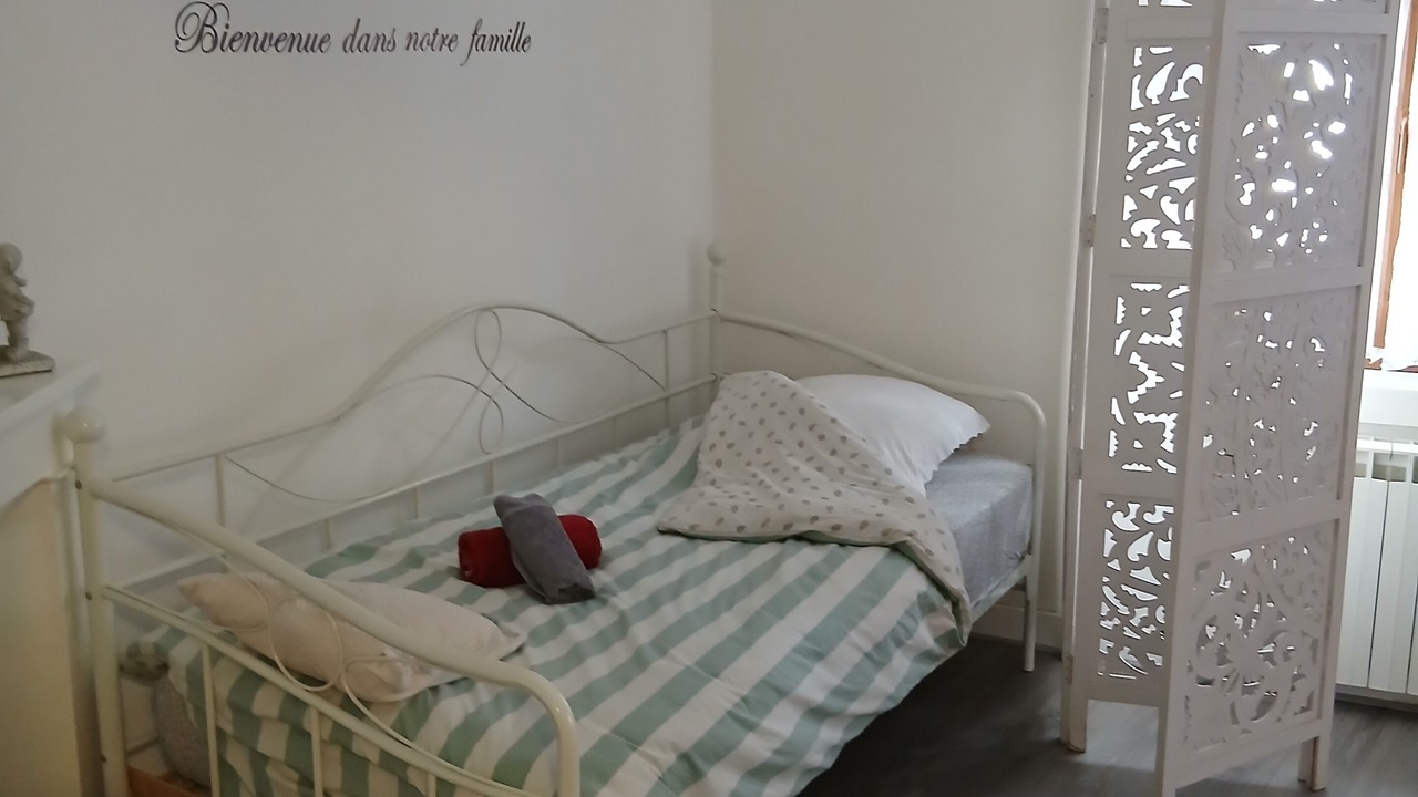 Photo of Bedroom in Cravant