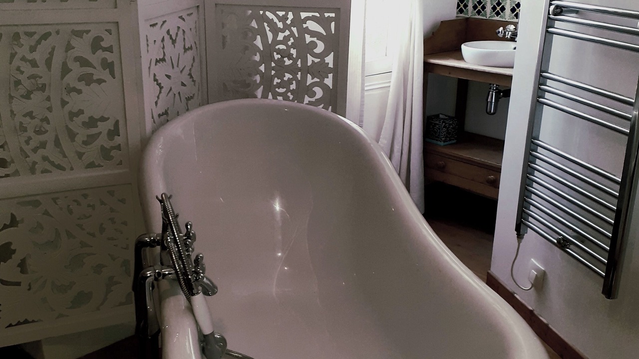 Photo of Bathroom in Lucy-sur-Cure