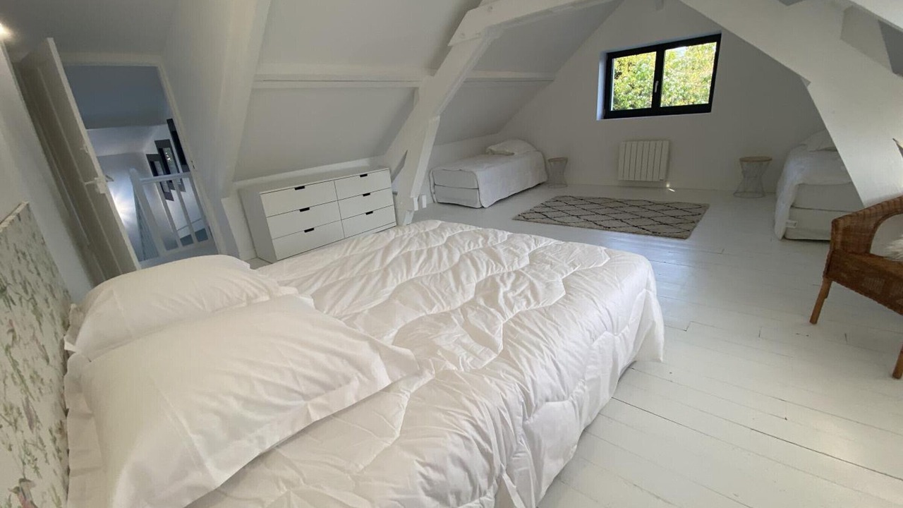 Photo of Bedroom in Senlisse