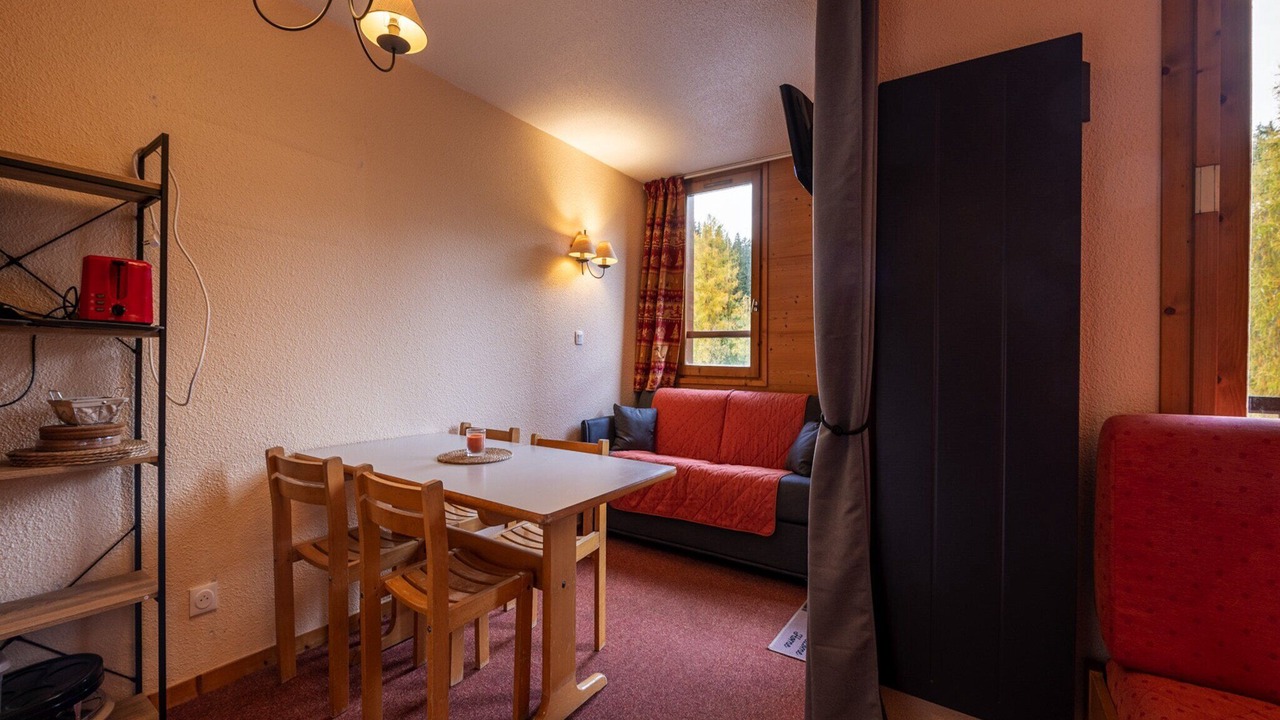 Photo of Livingroom in Doucy-Combelouviere