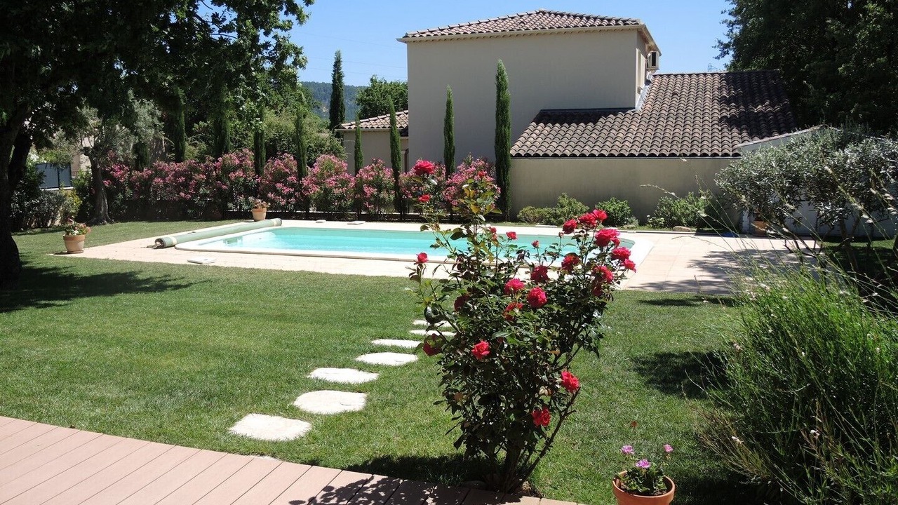 Photo of Outdoor in Saint-Paul-Trois-Chateaux
