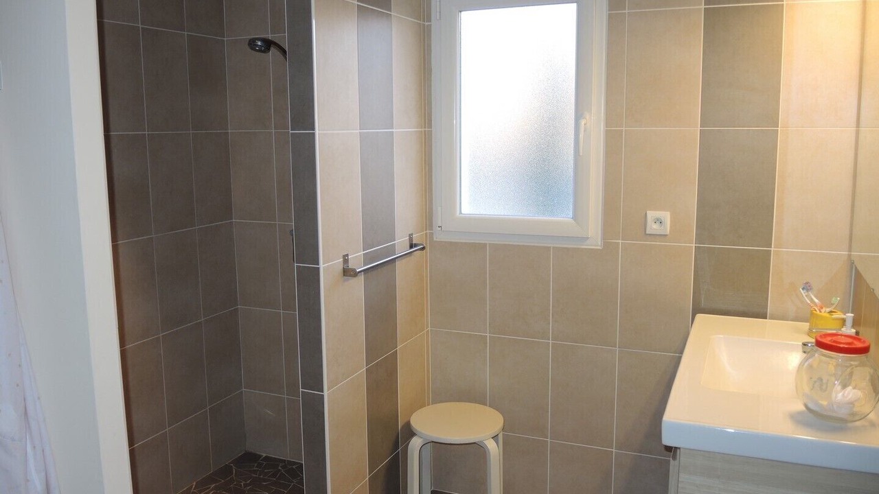 Photo of Bathroom in Saint-Paul-Trois-Chateaux