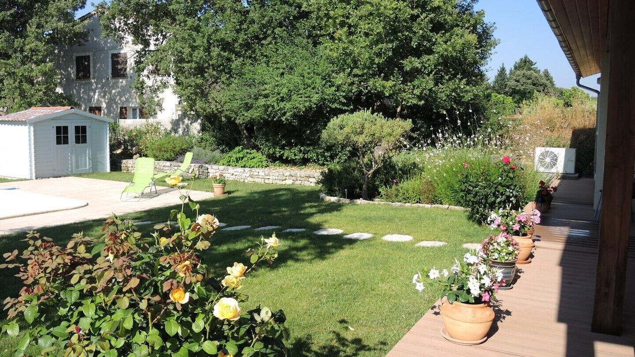 Photo of Patio Balcony in Saint-Paul-Trois-Chateaux