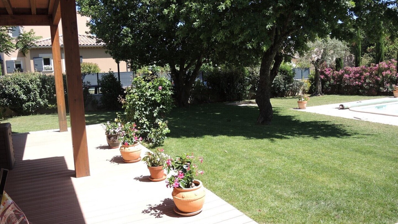 Photo of Patio Balcony in Saint-Paul-Trois-Chateaux