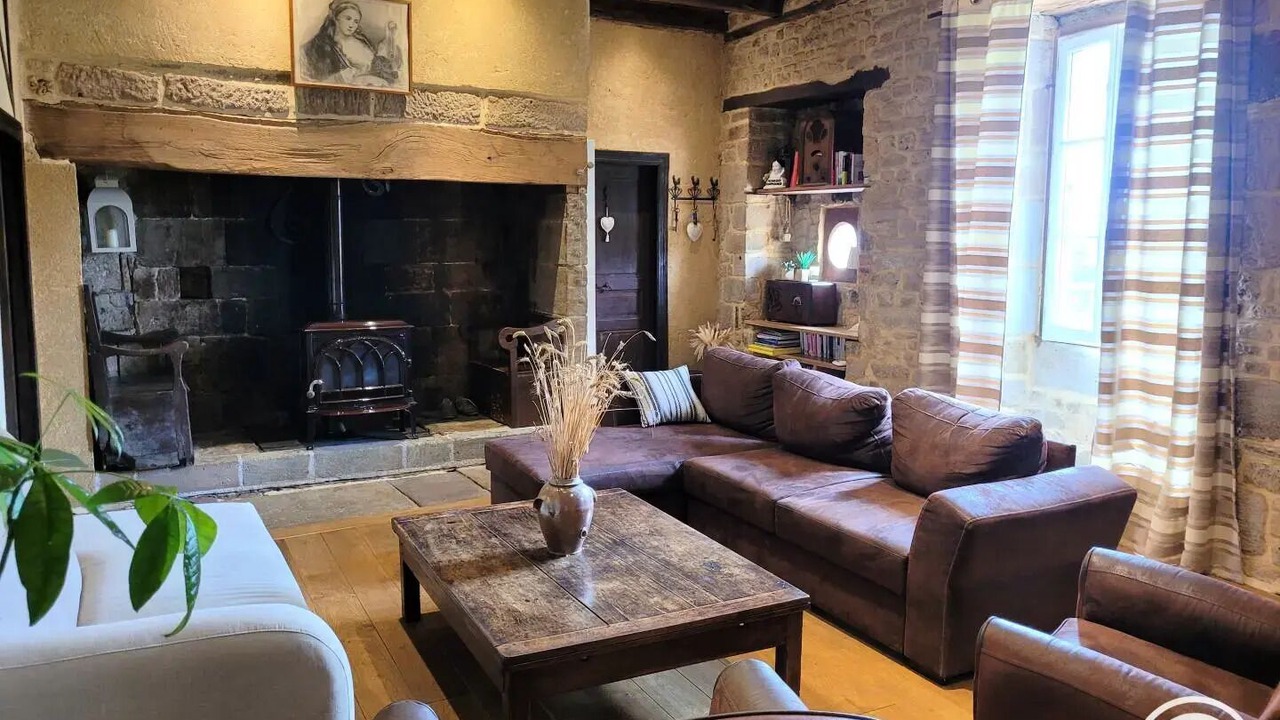 Photo of Livingroom in Queyssac-les-Vignes