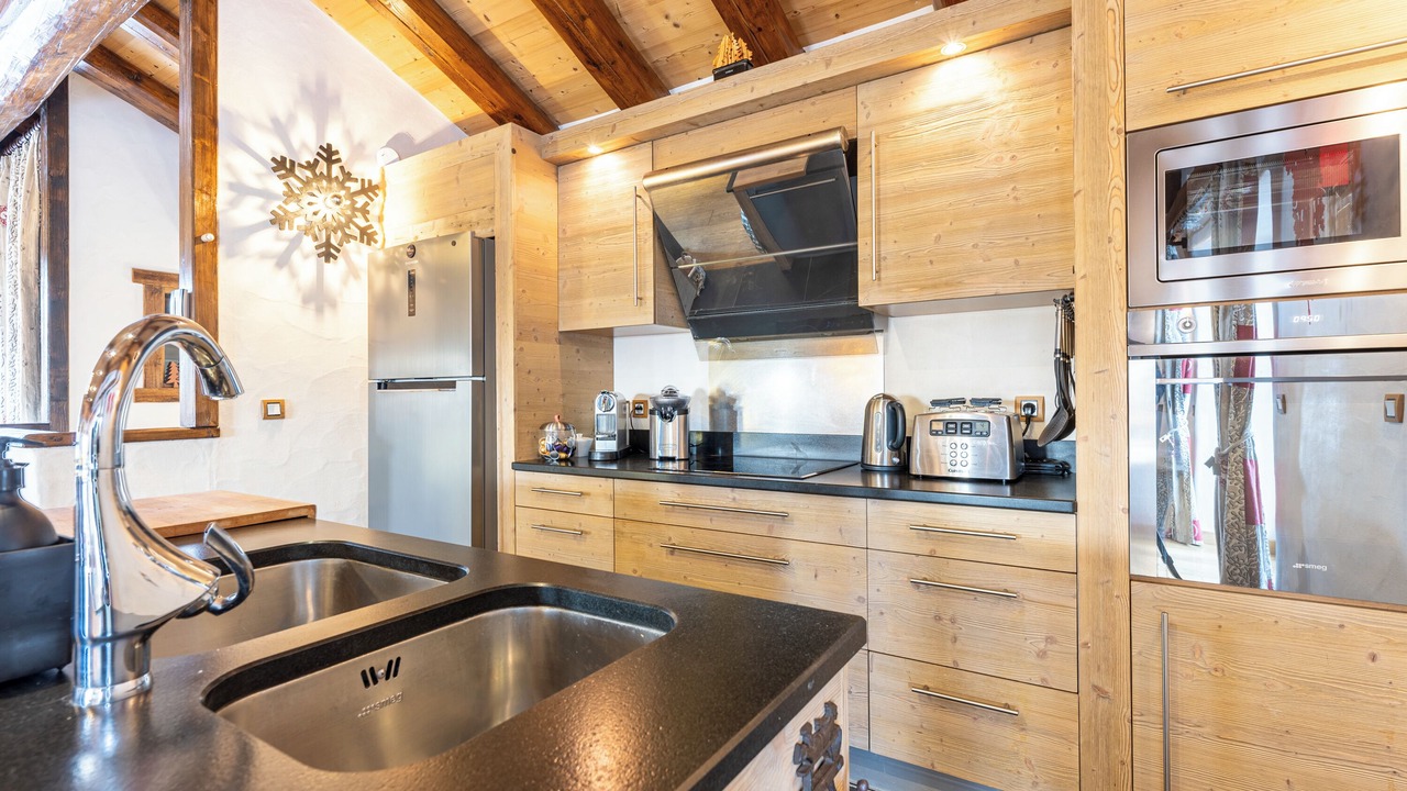 Photo of Kitchen in Arc-1600