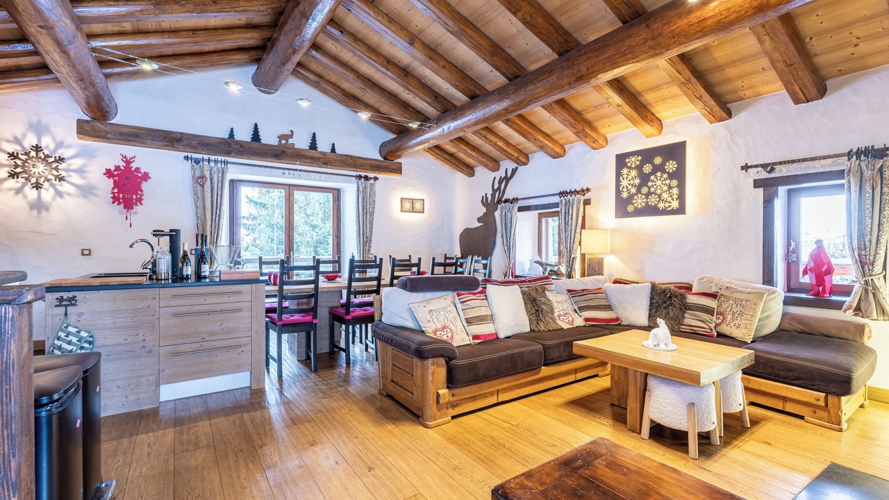 Photo of Livingroom in Arc-1600
