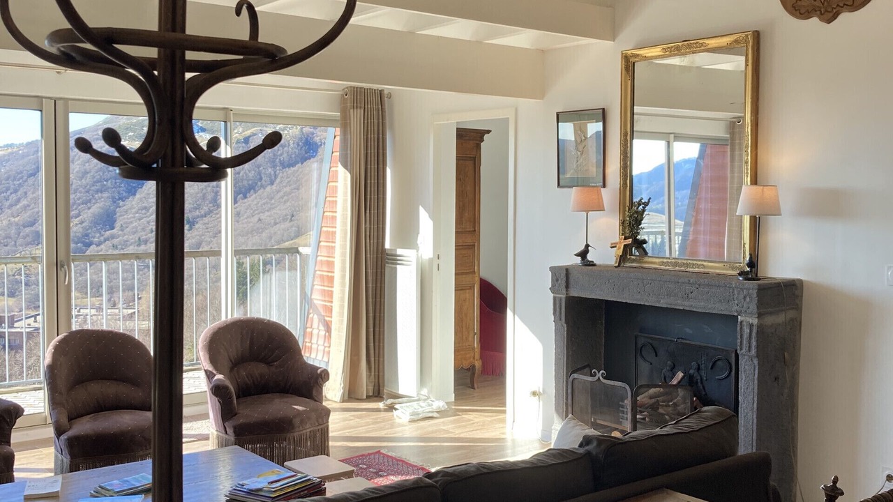 Photo of Livingroom in Saint-Jacques-des-Blats