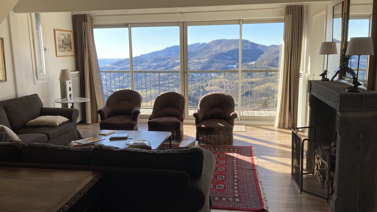 Photo of Livingroom in Saint-Jacques-des-Blats