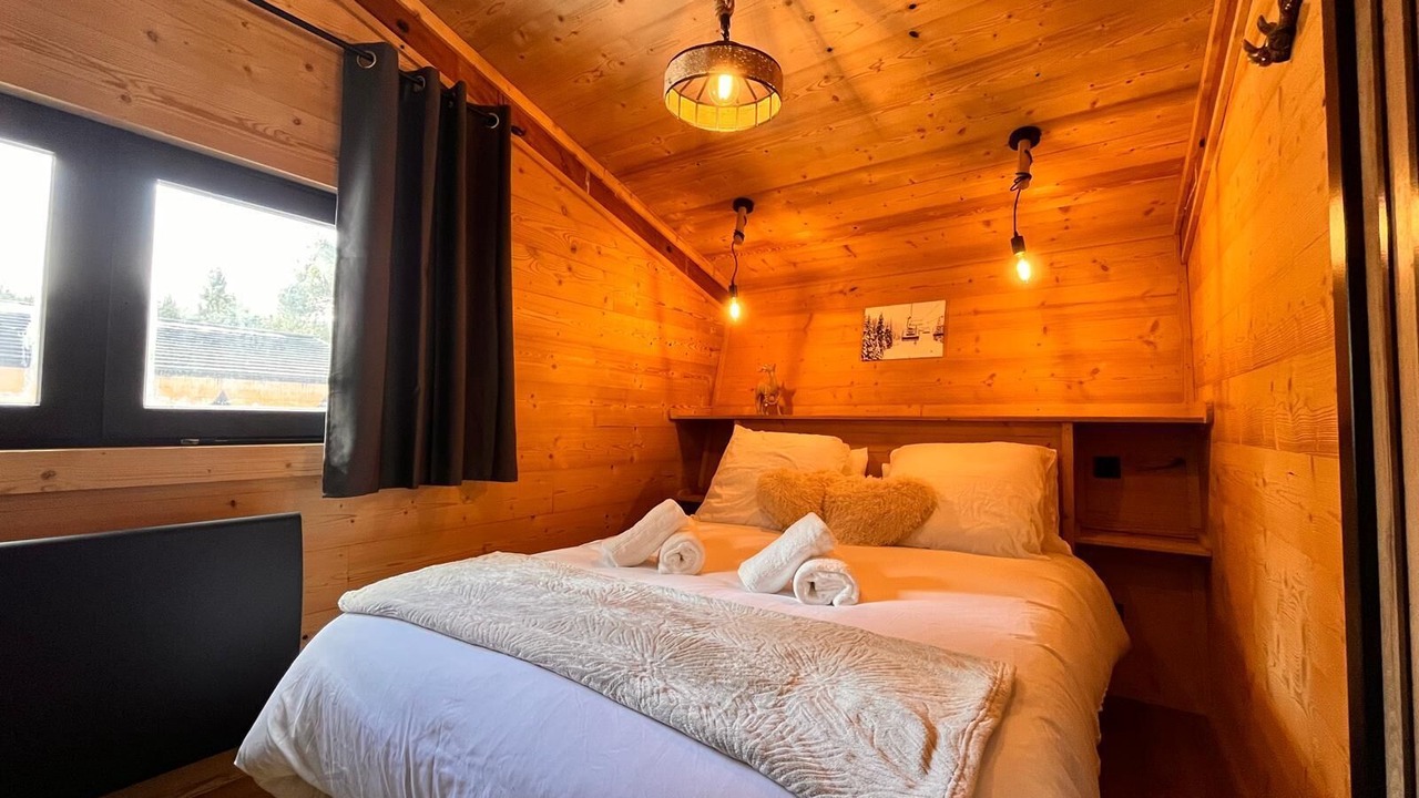 Photo of Bedroom in Pyrenees 2000