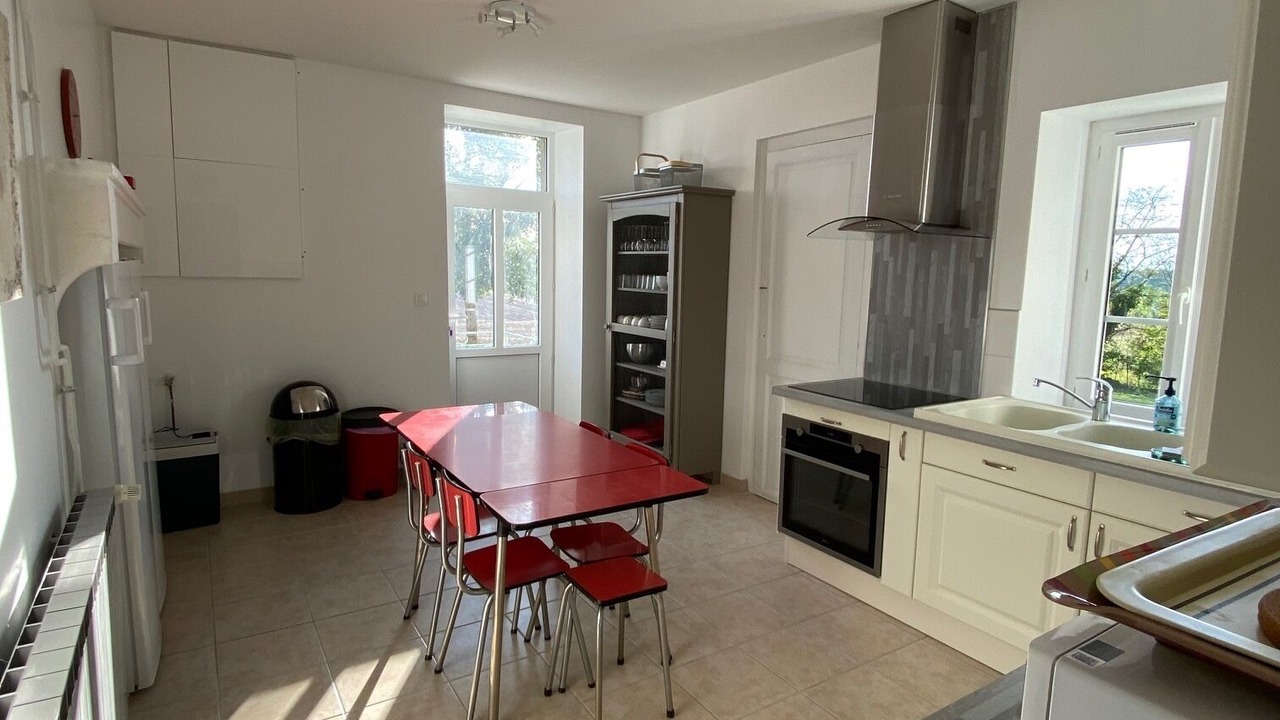Photo of Kitchen in Saint-Benin-d'Azy